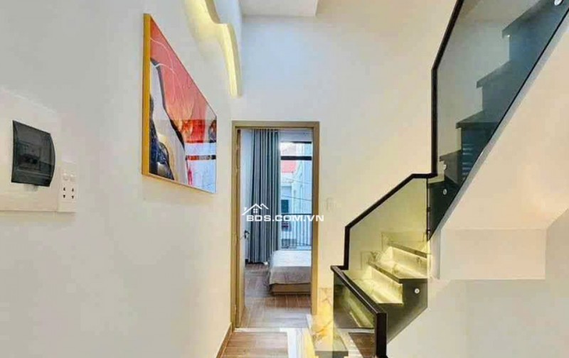  NHÀ 3 TẦNG KHU VIP TÂN BÌNH – HẺM XE HƠI ĐỖ CỬA  Vị trí đẹp, hẻm xe hơi thông thoáng, khu dân cư an ninh, dân trí cao